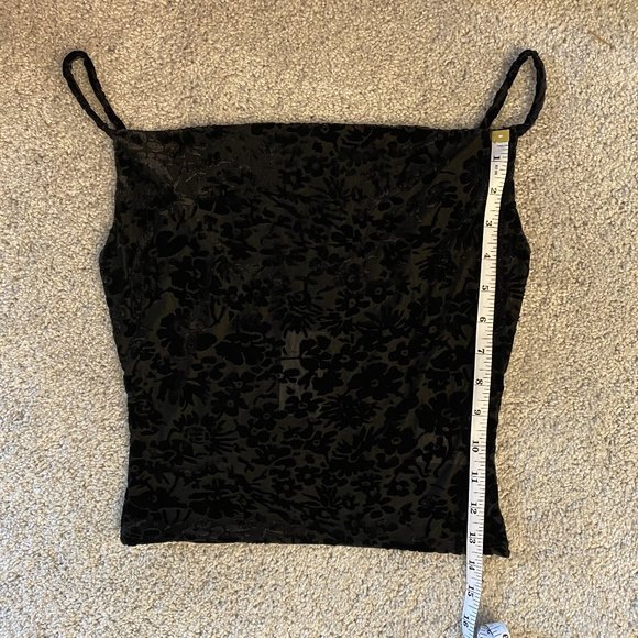 Urban Outfitters Black Velvet Crop Cami - Picture 10 of 11
